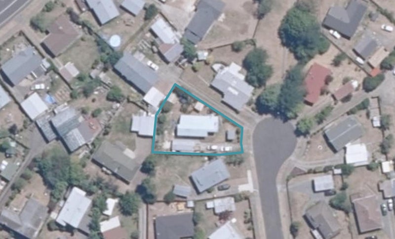 7 Ryan Place, Richmond Heights, Taupo - Carousel 1