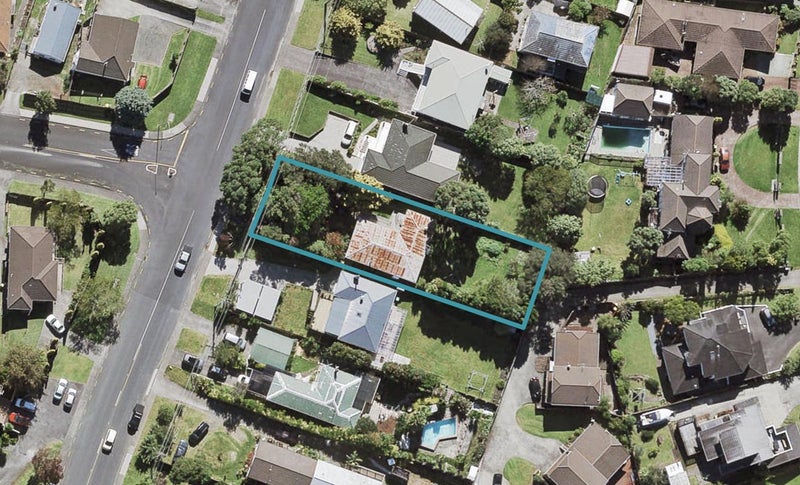 31 Moire Road, Massey, Auckland - Carousel 1