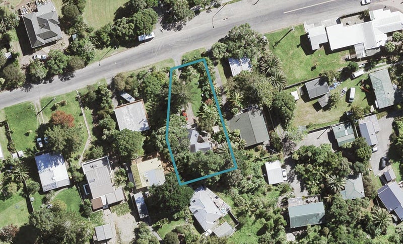 5 Western Road, Laingholm, Auckland - Carousel 1