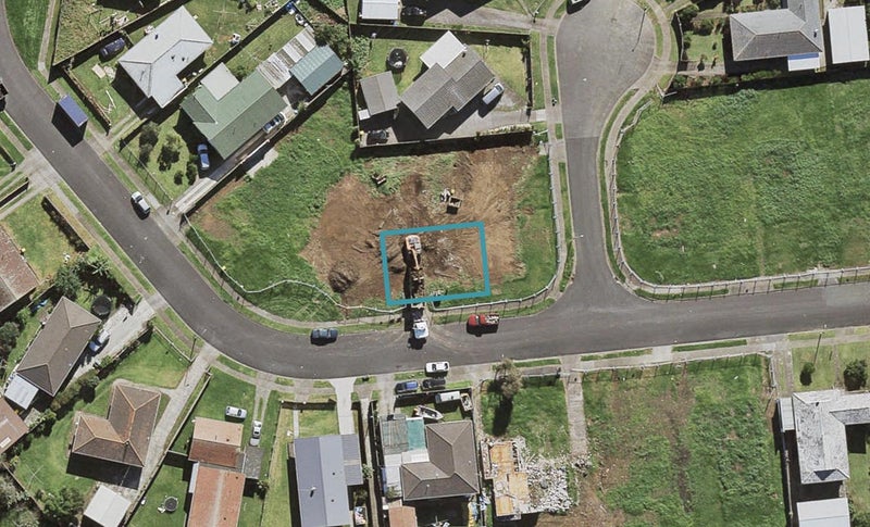 19 Cottingham Crescent, Mangere East, Auckland - Carousel 1