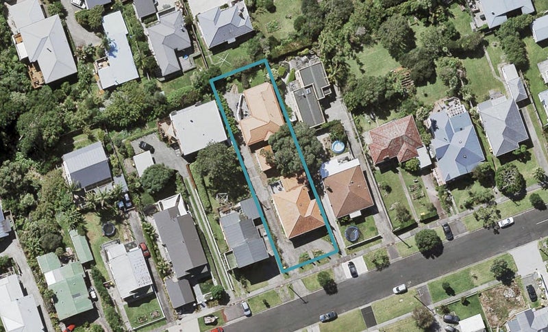 1/48 Aramoana Avenue, Devonport, Auckland - Carousel 1