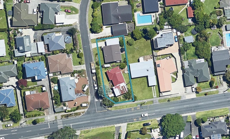 3 Parkvale Road, Otumoetai, Tauranga - Carousel 1