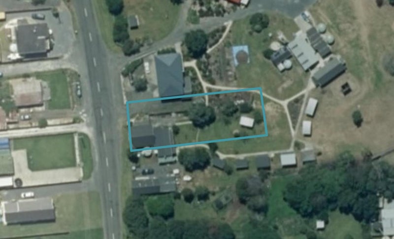 1202 East Coast Road, WHAKATIWAI, MIRANDA - Carousel 1