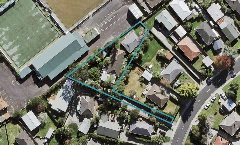 106 Kervil Avenue, Te Atatu Peninsula, Auckland - Carousel 1