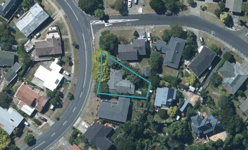 15 Discovery Drive, Whitby, Porirua - Carousel 1