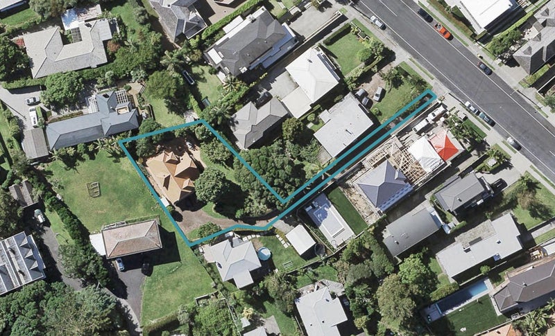 29 Seacliffe Avenue, Belmont, Auckland - Carousel 1