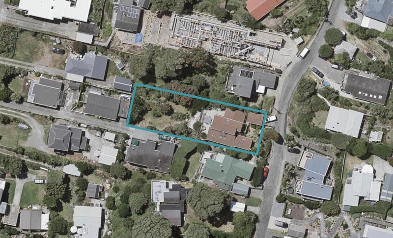 10 Karekare Road, Raumati South, Paraparaumu - Carousel 1