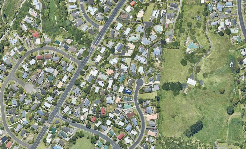 29A Philomel Crest, Welcome Bay, Tauranga - Carousel 1