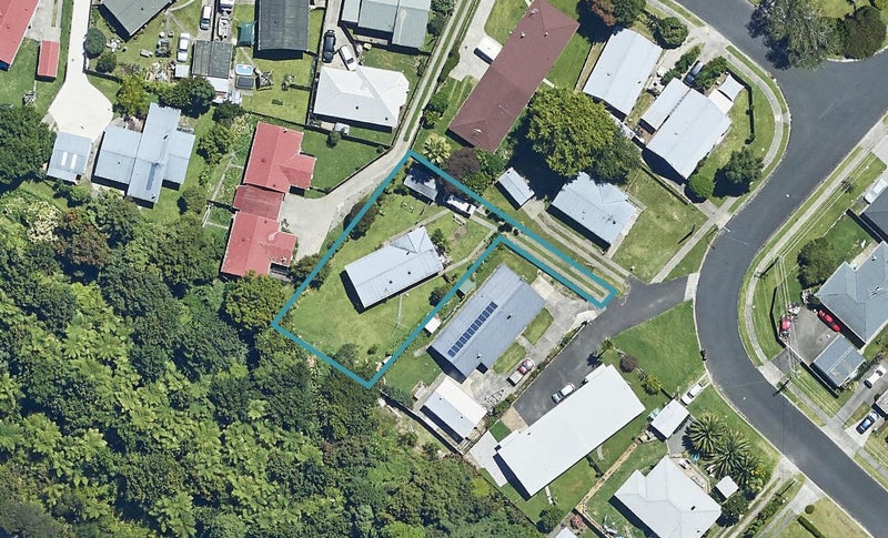 17 Collingwood Street, Judea, Tauranga - Carousel 1