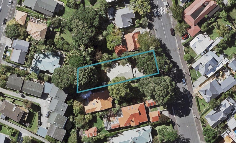 49 Tainui Road, Devonport, Auckland - Carousel 1
