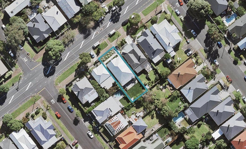 2/118 Williamson Avenue, Grey Lynn, Auckland - Carousel 1