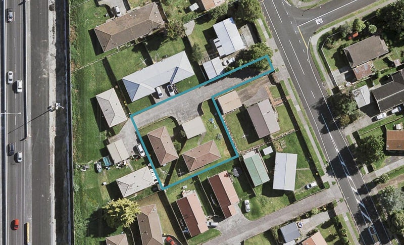 1/107 Shifnal Drive, Randwick Park, Auckland - Carousel 1