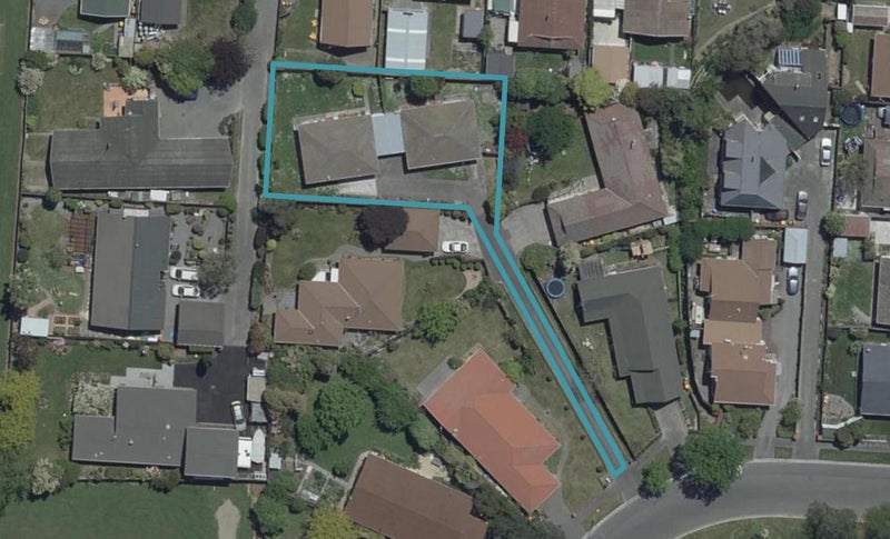 2/8C Heaphy Place, Casebrook, Christchurch - Carousel 1