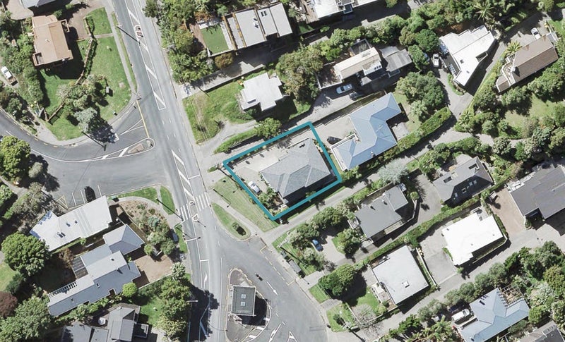 103A Beach Road, Castor Bay, Auckland - Carousel 1