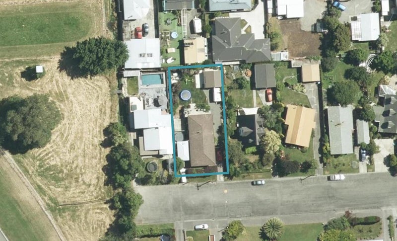 12 Grady Street, Mayfield, Blenheim - Carousel 1
