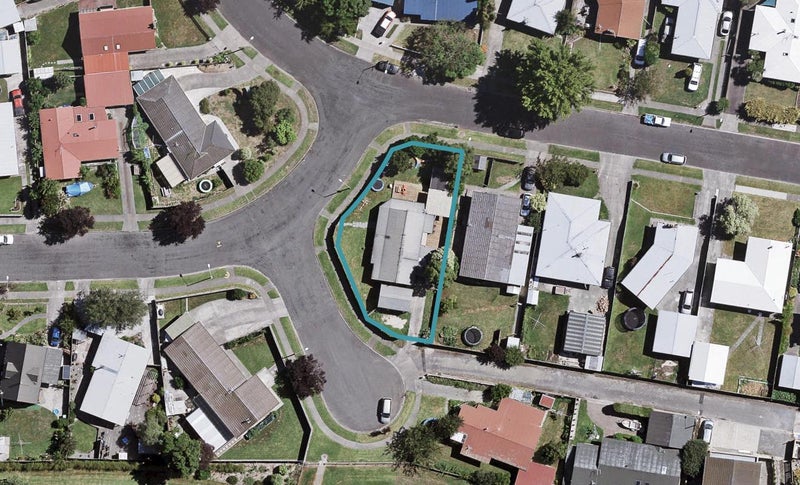 19 Elliott Street, Taradale, Napier - Carousel 1