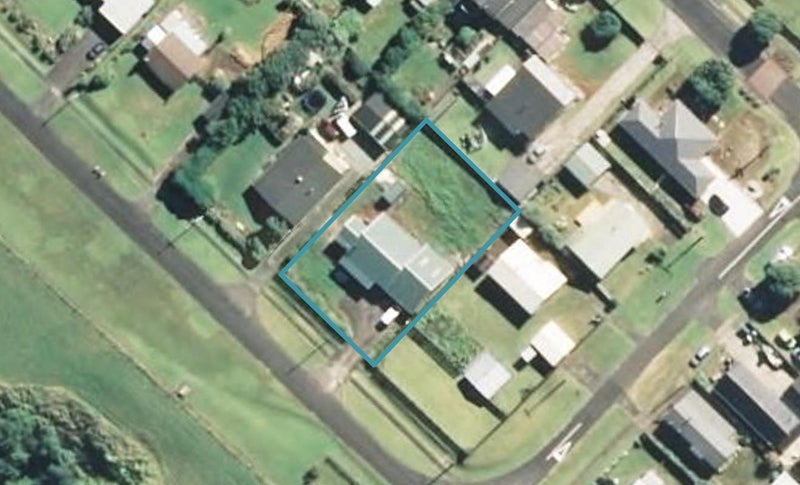 20 Karora Street, Ohawe, Hawera - Carousel 1