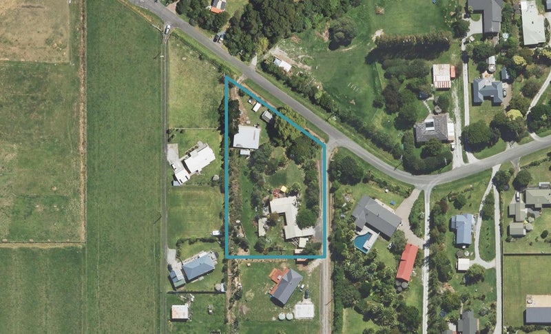 46 Lloyd George Road, Wainui, Gisborne - Carousel 1