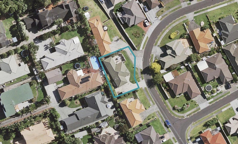 12 Norman Close, The Gardens, Auckland - Carousel 1