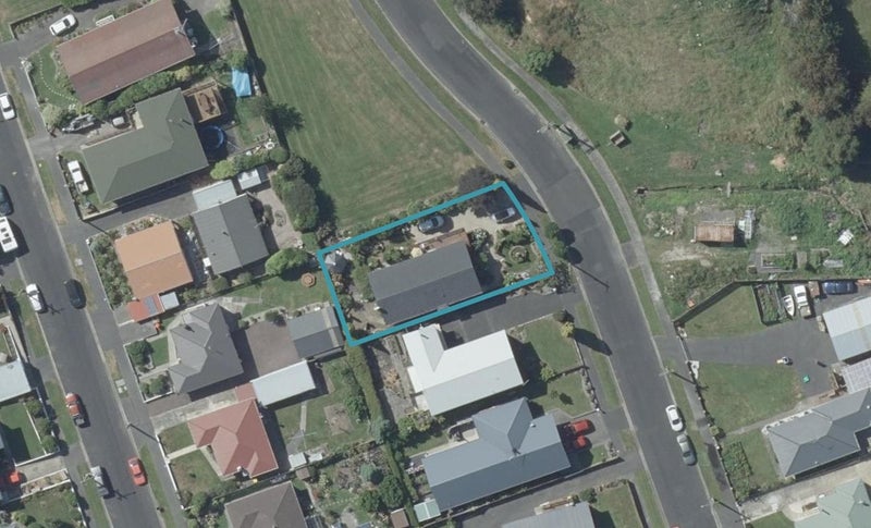 40 Elwyn Crescent, Green Island, Dunedin - Carousel 1