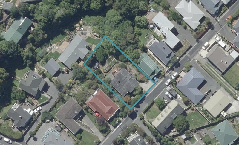 19 Brownville Crescent, Maori Hill, Dunedin - Carousel 1