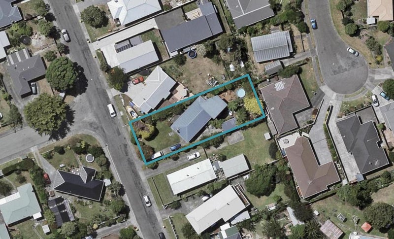 19 Winton Street, Paraparaumu Beach, Paraparaumu - Carousel 1