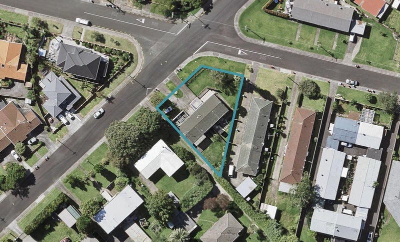 26A Riverview Road, Panmure, Auckland - Carousel 1