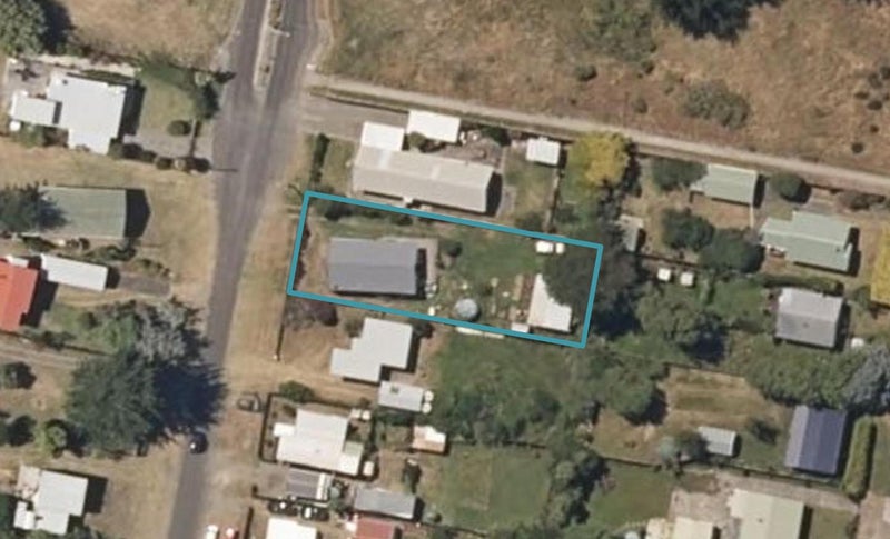 176 Park Avenue, Waitarere Beach, Levin - Carousel 1