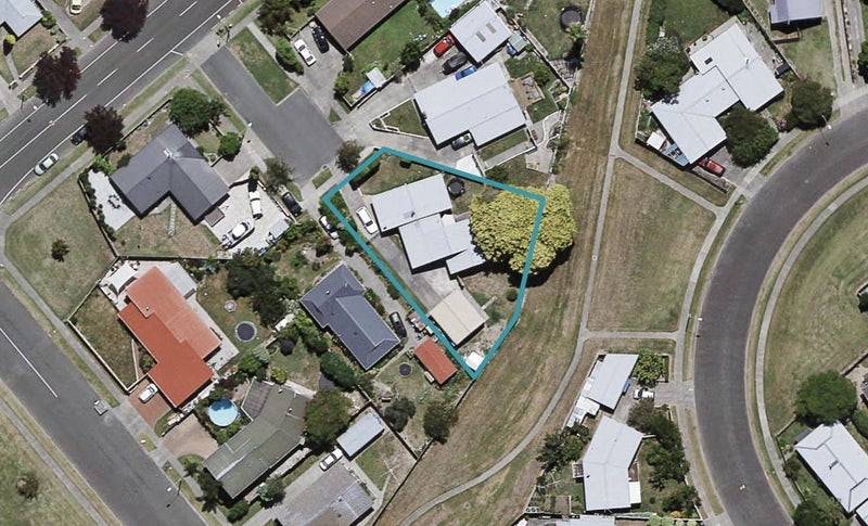 57 Tait Drive, Greenmeadows, Napier - Carousel 1
