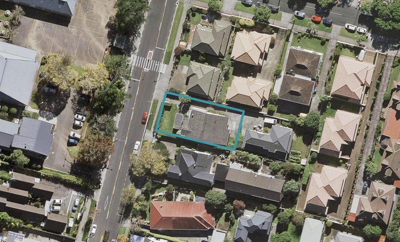 42A The Drive, Epsom, Auckland - Carousel 1