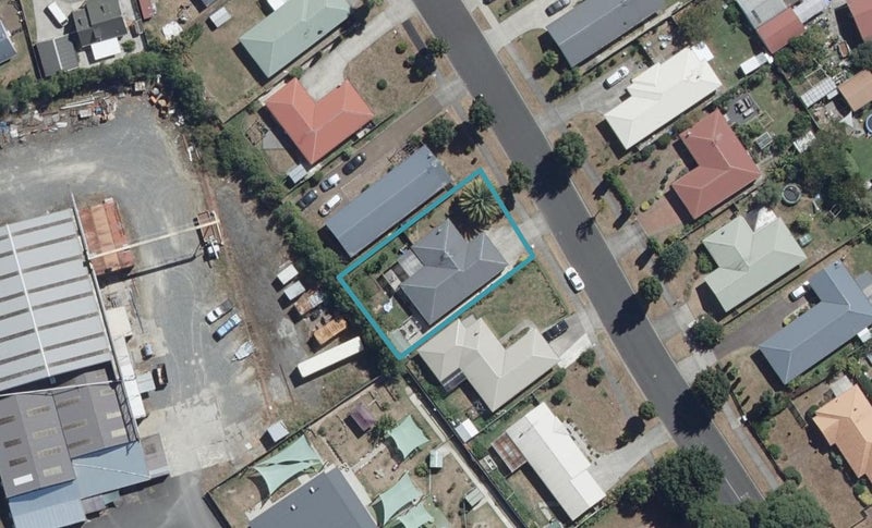 7 Catalina Drive, Melville, Hamilton - Carousel 1