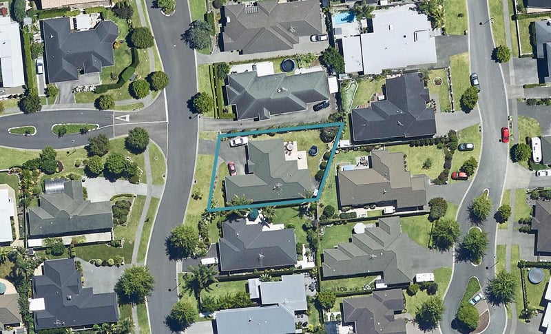 35 Chater Avenue, Bethlehem, Tauranga - Carousel 1