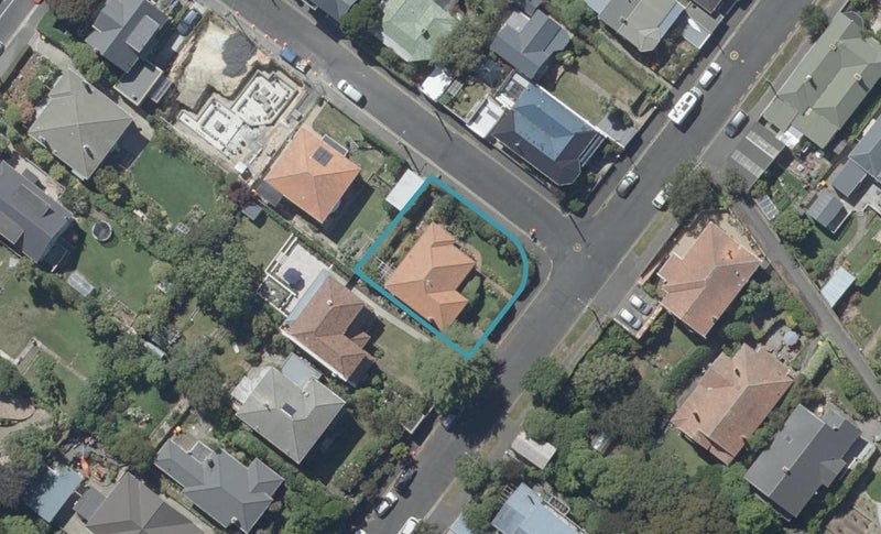 29 Falkland Street, Maori Hill, Dunedin - Carousel 1