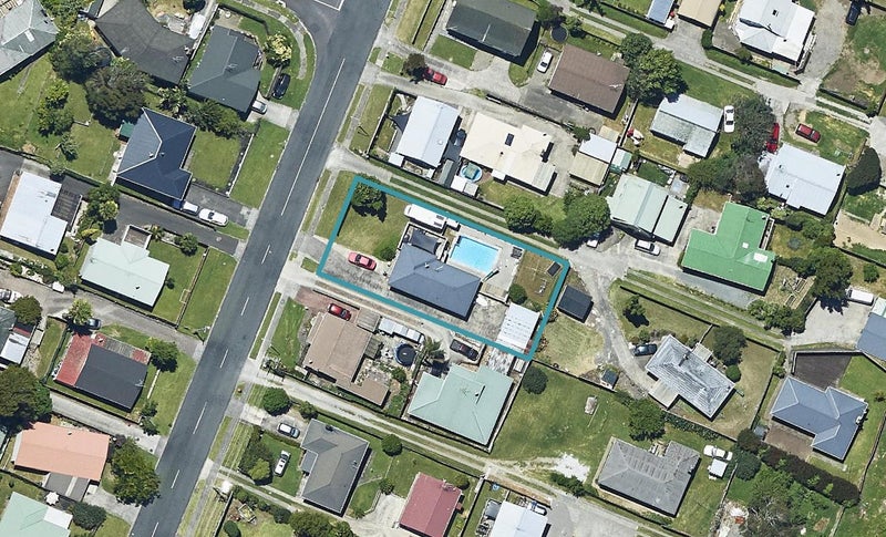 62 Coopers Road, Gate Pa, Tauranga - Carousel 1