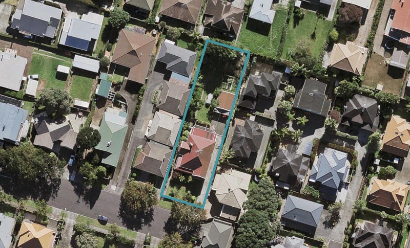 6 Lauchlan Avenue, Epsom, Auckland - Carousel 1