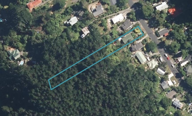 14 Elmslie Road, Pinehaven, Upper Hutt - Carousel 1