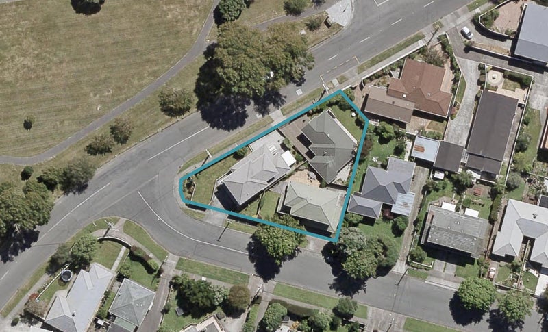 2/38 Tennyson Avenue, Avalon, Lower Hutt - Carousel 1