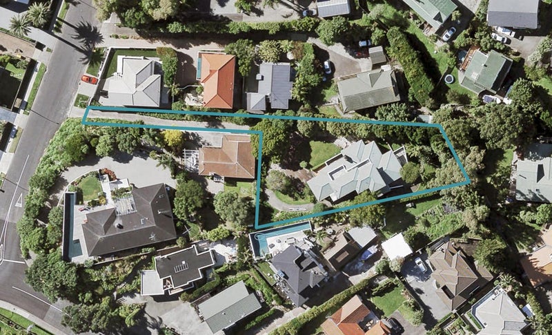 5 Musick Point Road, Bucklands Beach, Auckland - Carousel 1