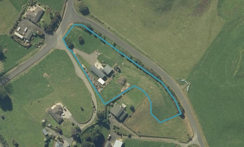 16 Pinedale Road, Putaruru - Carousel 1