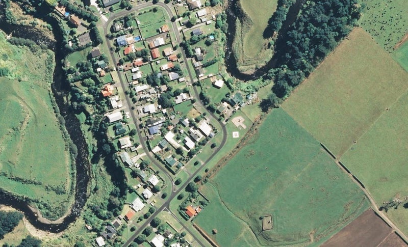 1 Kawei Road, Hawera - Carousel 1