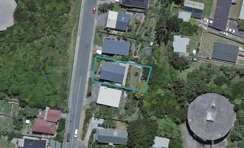30 Chapman Street, Newlands, Wellington - Carousel 1