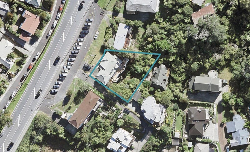 825 East Coast Road, Northcross, Auckland - Carousel 1