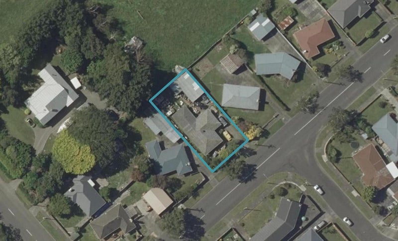 5 Benmore Avenue, Cloverlea, Palmerston North - Carousel 1