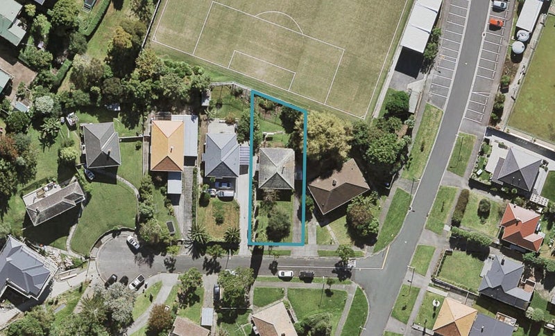 3 Freyberg Avenue, Sandringham, Auckland - Carousel 1