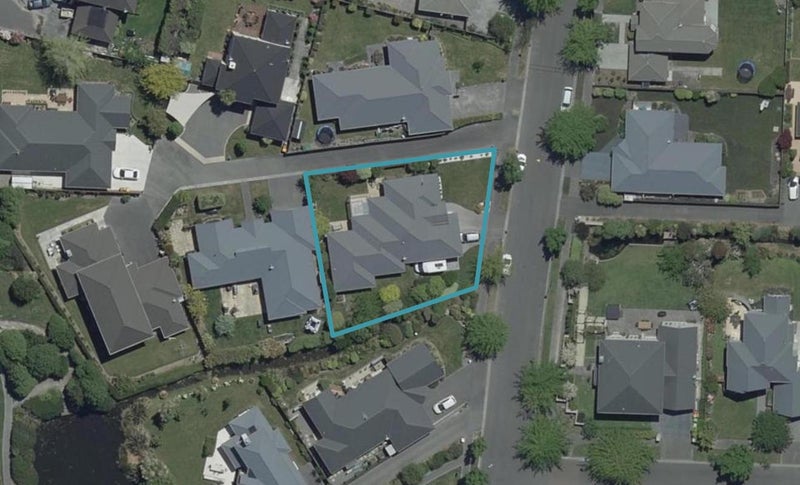14 Primrose Hill Lane, Casebrook, Christchurch - Carousel 1