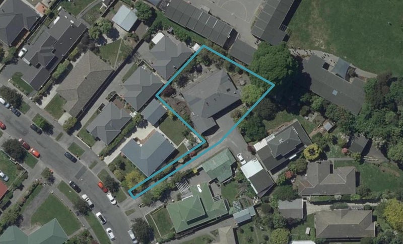 24 Remuera Avenue, Cashmere, Christchurch - Carousel 1
