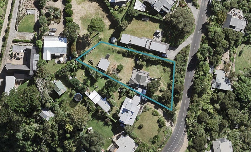 50 Cory Road, Palm Beach, Waiheke Island - Carousel 1