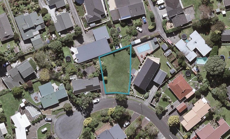 10 Cabot Place, Frankleigh Park, New Plymouth - Carousel 1