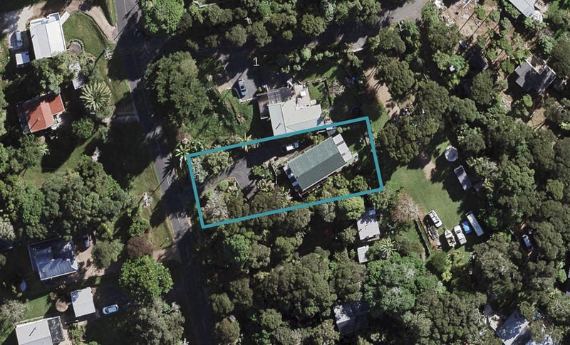 40 Bay Road, Ostend, Waiheke Island - Carousel 1