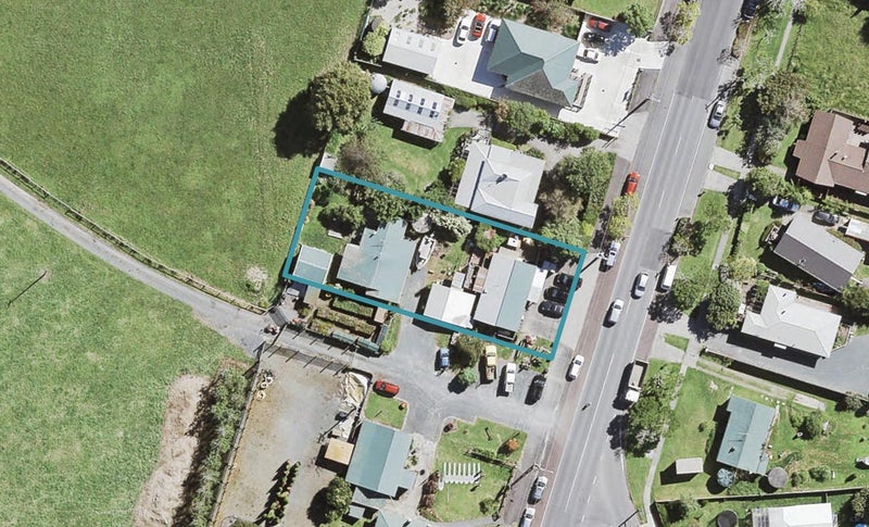 33 Papakura-Clevedon Road, Papakura - Carousel 1